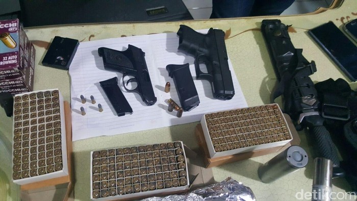 Polda Metro: Senjata Api Aa Gatot Brajamusti Tidak Terdaftar