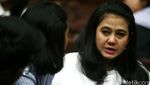 Dituntut 6 Tahun Penjara, Damayanti Menangis