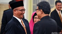 Hasyim dilantik berdasarkan Keputusan Presiden (Keppres) Nomo 87 Tahun 2016 dalam sisa masa jabatan 2012-2017.‎