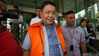Politisi PPP itu diperiksa sebagai tersangka kasus dugaan suap dari mantan Gubernur Sumatera Utara, Gatot Pujo Nugroho.