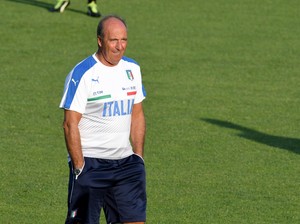 Bertindak Gila karena Cinta: Di Balik Keputusan Ventura Latih Timnas Italia