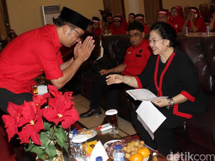 Undang Ridwan Kamil ke Sekolah Partai, Ini Alasan PDI Perjuangan