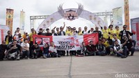 Sementara itu, Managing Director Ducati Indonesia, Dhani Yahya yang juga ikut hadir di Sumatera Bike Week mengatakan, komunitas Ducati merupakan aset yang sangat penting bukan hanya sebagai konsumen. Tetapi menjadi bagian yang terintegrasi di dalam strategi pengembangan brand dan pasar di Indonesia.