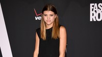 Ya, Sofia Richie merupakan putri dari penyanyi Lionel Richie. Dimitrios Kambouris/Getty Images/detikFoto.