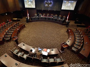 MK Tegaskan Praperadilan Gugur Bila Pokok Perkara Mulai Disidangkan