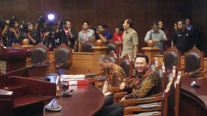 Tiba di MK, Ahok Siap Jalani Sidang Gugatan UU Pilkada