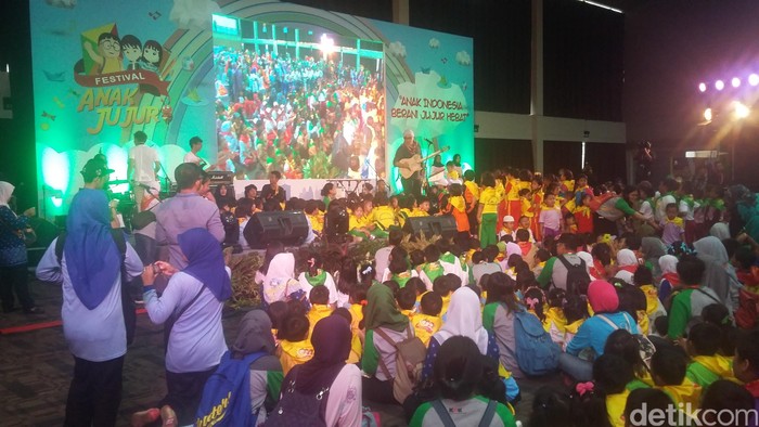 Ribuan Anak TK dan SD Se-Jabodetabek Ikuti Festival Anak Jujur KPK
