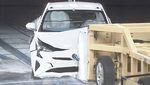 Uji Tabrak Toyota Prius Generasi ke-4