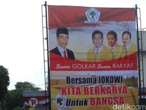 Golkar Munculkan Jokowi-Sri Mulyani, PDIP Sindir Soal Politik Spanduk