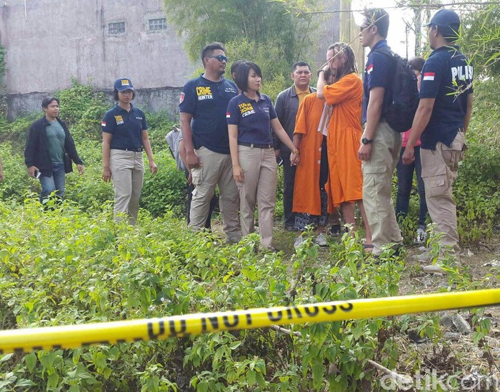 Peluk Cium David dan Sara di Sela Rekonstruksi dan Teriakan Cie, cie