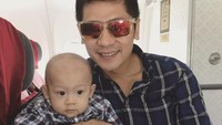 Like father like son! (Dok.Instagram/donitabhubiy)
