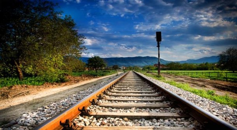 Ilustrasi rel kereta api.