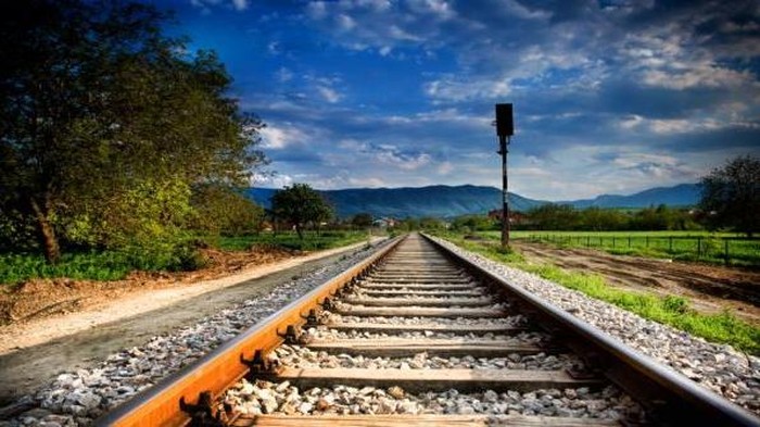Ilustrasi rel kereta api.