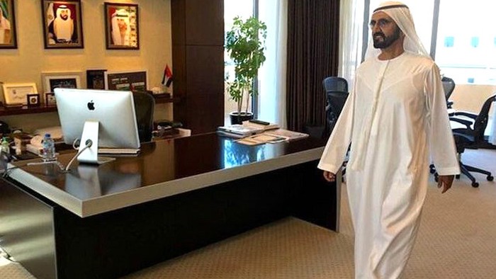 Sheik Dubai Melakukan Sidak dan Memergoki Kantor Melompong