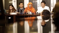 Khofifah menyampaikan ini dalam jumpa pers usai pertemuan tertutup dengan Kabareskrim Komjen Ari Dono Sukmanto di Gedung Bareskrim, Jalan Trunojoyo, Kebayoran Baru, Jakarta Selatan, Rabu (31/8/2016).