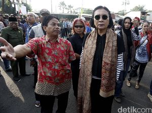 Ratna Sarumpaet: Emang Nggak Boleh Rakyat Telepon Gubernurnya?