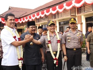 Kapolri Luncurkan Layanan Publik Berbasis Teknologi Inovasi 7 Polres di Jatim