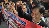 Aksi ini sebagai bentuk dukungan kepada Ahok-Djarot kembali memimpin Jakarta.