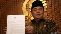 Surat pergantian kepala BIN diantar langsung oleh Mensesneg Pratikno.