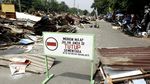 Warga Rawajati Bertahan di Tenda Darurat
