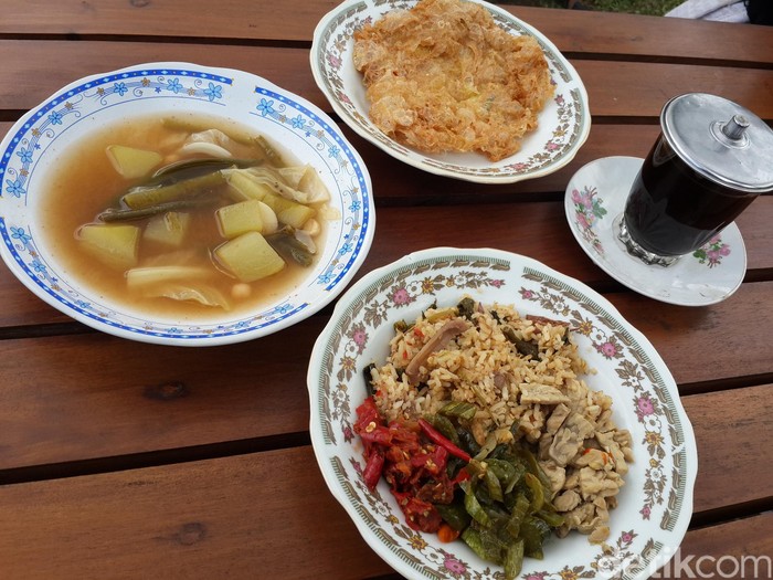 Warung kopi klotok