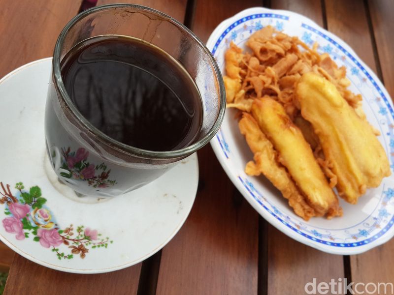 Warung kopi klotok