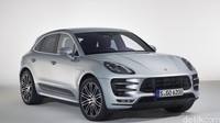 Bukan hanya pada mesin, sistem rem juga dikembangkan, ground clearance diturunkan, pengendalian sasis sport, Sport Chrono Package dan sistem knalpot sport semua dilengkapi sebagai paket standar.