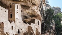 Mesa Verde National Park atau Taman nasional Mesa Verde di Montezuma County, Colorado. Ada sekitar 600 rumah yang dipahat di tebing pada sekitar abad 12. Foto: (Jim ODonnell/BBC Travel)