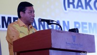 Setya Novanto menyampaikan pidatonya.