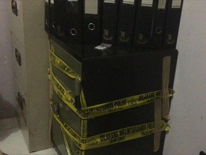 2 Brankas di Rumah Gatot Brajamusti Dipasangi Garis Polisi