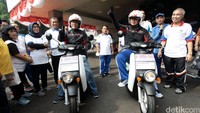 Pembukaan program ini dihadiri oleh Direktur Marketing Astra Honda Motor Margono Tanuwijaya (kiri) dan Dirjen Perhubungan Darat Kementerian Perhubungan Pudji Hartanto (kanan).