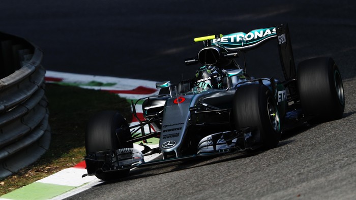 Rosberg Tercepat di Latihan Bebas Pertama