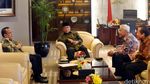 Mensesneg Serahkan Surat Pencalonan Komjen BG Sebagai KaBIN ke DPR