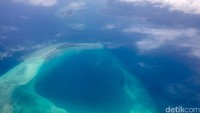 Salah satu pulau cantik yang akan terlihat adalah Pulau Sagori. Ini adalah pulau atol yang bentuknya seperti cincin (Afif/detikTravel)