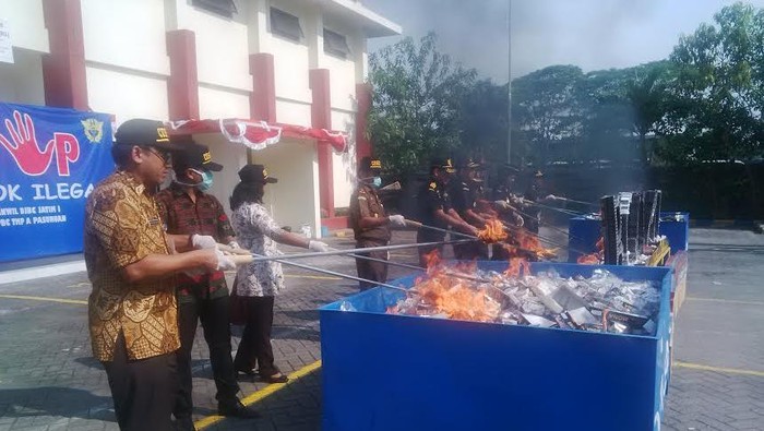 Ribuan Rokok Tanpa Cukai Dimusnahkan