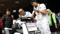 Dalam program uji coba ini AHM menggunakan dua motor listrik Honda EV Neo.