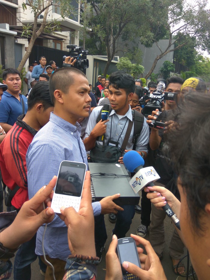 Polisi Sita Perekam CCTV dan Senpi Perampok di Pondok Indah