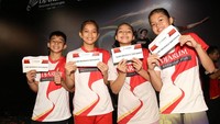 Empat dari 53 peserta yang terpilih sebagai pemain-pemain terbaik pada final audisi beasiswa bulutangkis 2016 oleh PB Djarum. (Foto: dok. PB Djarum)