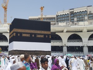 Makna Mencium Hajar Aswad, Membersihkan Hati Tanpa Menyakiti