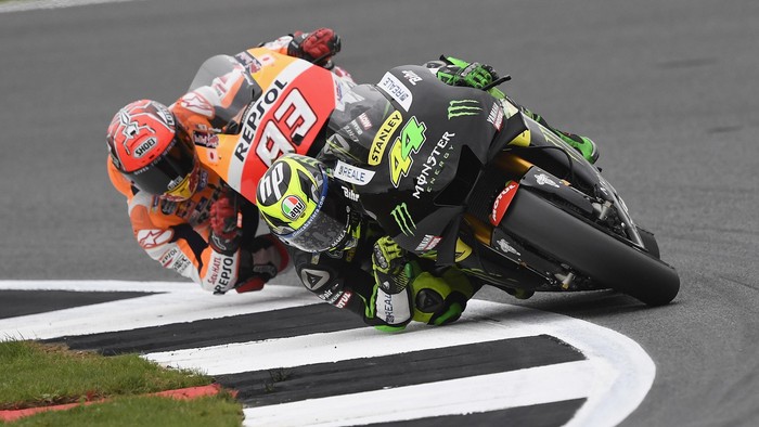 Baz dan Espargaro Tak Cedera Serius