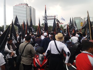 Seribuan Massa Gelar Aksi Tolak Ahok di Bundaran Patung Kuda