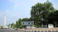 Diresmikan pada 30 Juli 2016 di Jalan Medan Merdeka Barat, Taman Pandang Istana tercipta sebagai bentuk corporate social responsibility (CSR) perusahaan semen Holcim Indonesia, CARAS dan yasser Rizky selaku seniman dan perancang taman (Randy/detikTravel)