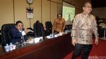 Mendes Rapat Kerja dengan Komisi V DPR