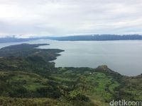  Gambar  Danau Tektovulkanik