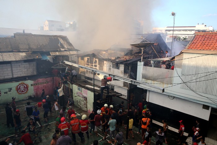 Kebakaran 10 Rumah di Kota Bambu Jakbar Diduga Dipicu Kompor Gas