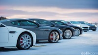 Jejeran Aston Martin. Ist/Aston Martin.