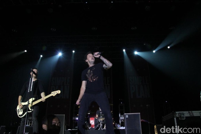 konser Simple Plan di Jakarta