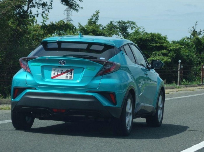 Sebelum Dijual Akhir Tahun Ini, Toyota C-HR Masih Diuji di Jepang