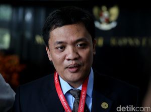 Kenang Era Soeharto, Habiburokhman Beli Sepatu dari Pungut Cengkeh