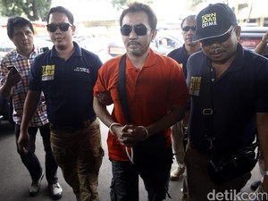Kakak Elma Theana Juga Dengar Gatot Nikahi Siri Reza Artamevia